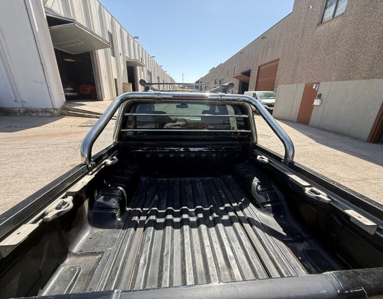 NISSAN NAVARA D40